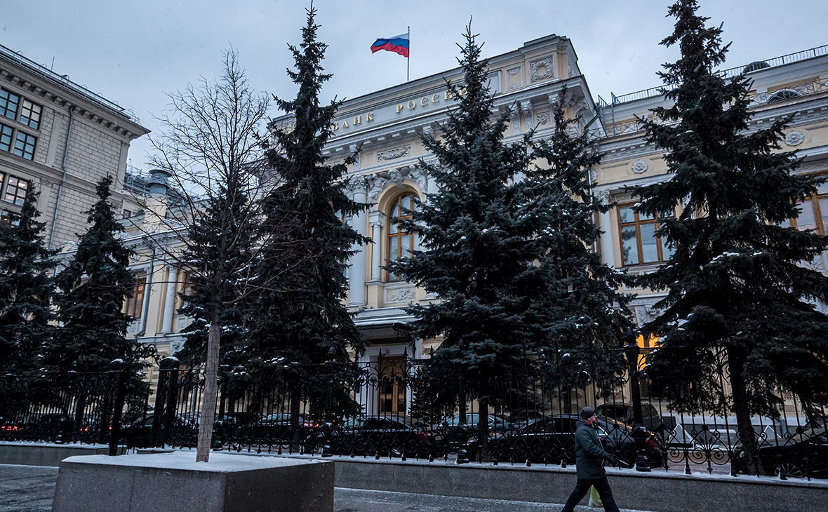 Банк РФ с 13 января возобновляет операции по покупке иностранной валюты