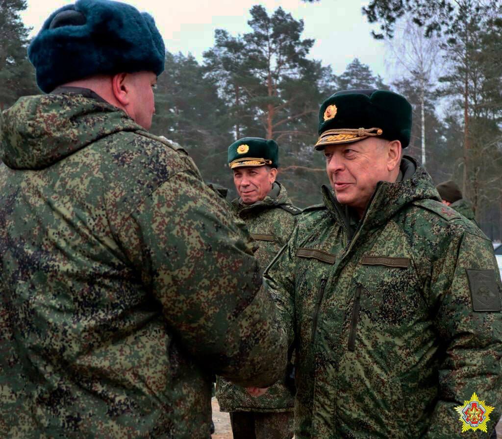 В Белоруссию прибыла комиссия Минобороны РФ во главе Олегом Салюковым