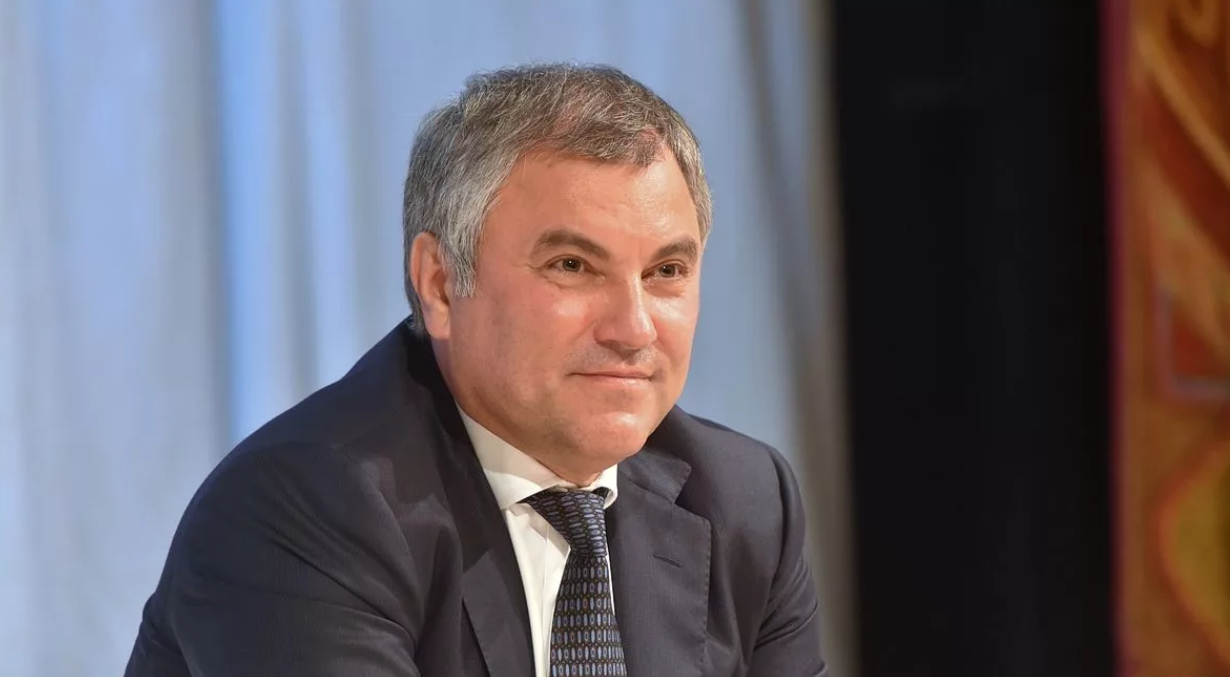Володин: следует конфисковать российское имущество у граждан, которые уехали из страны