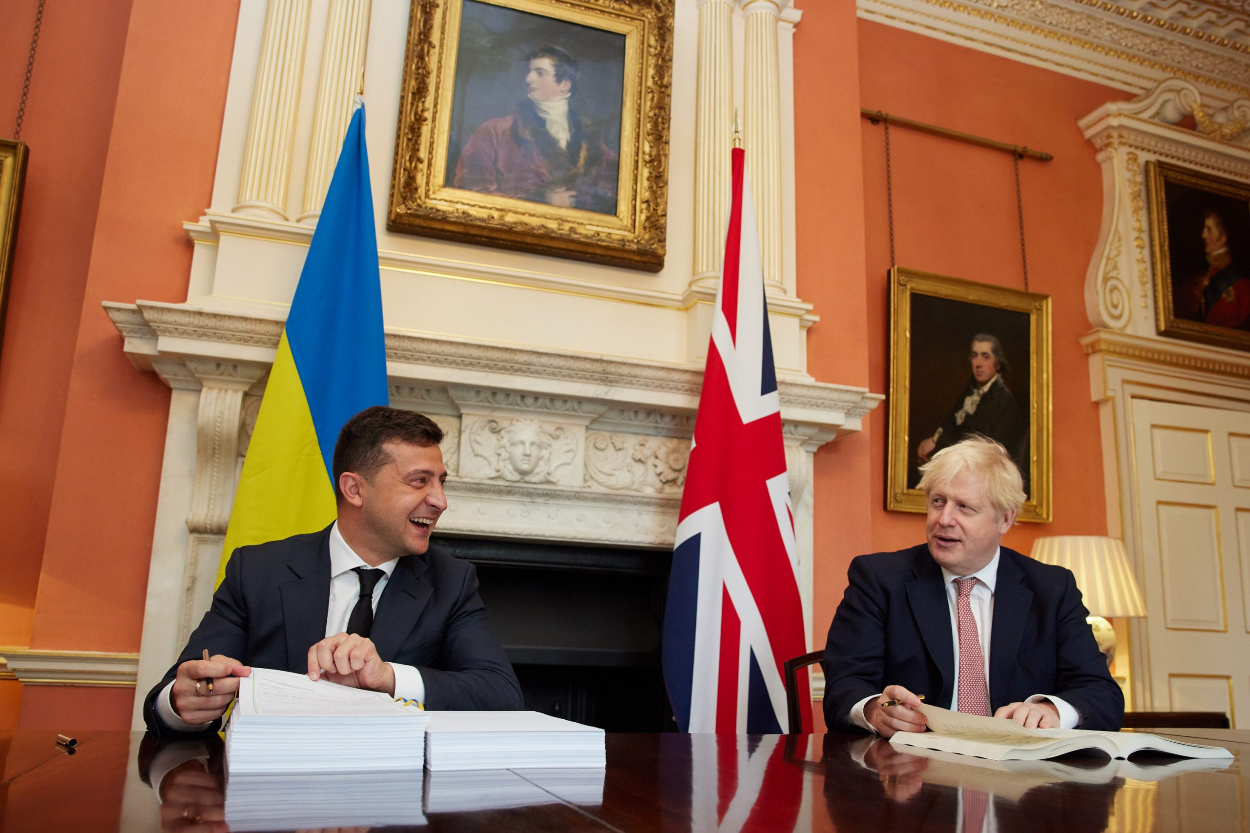 Великобритания анонсировала предоставление крупного пакета военной помощи Украине