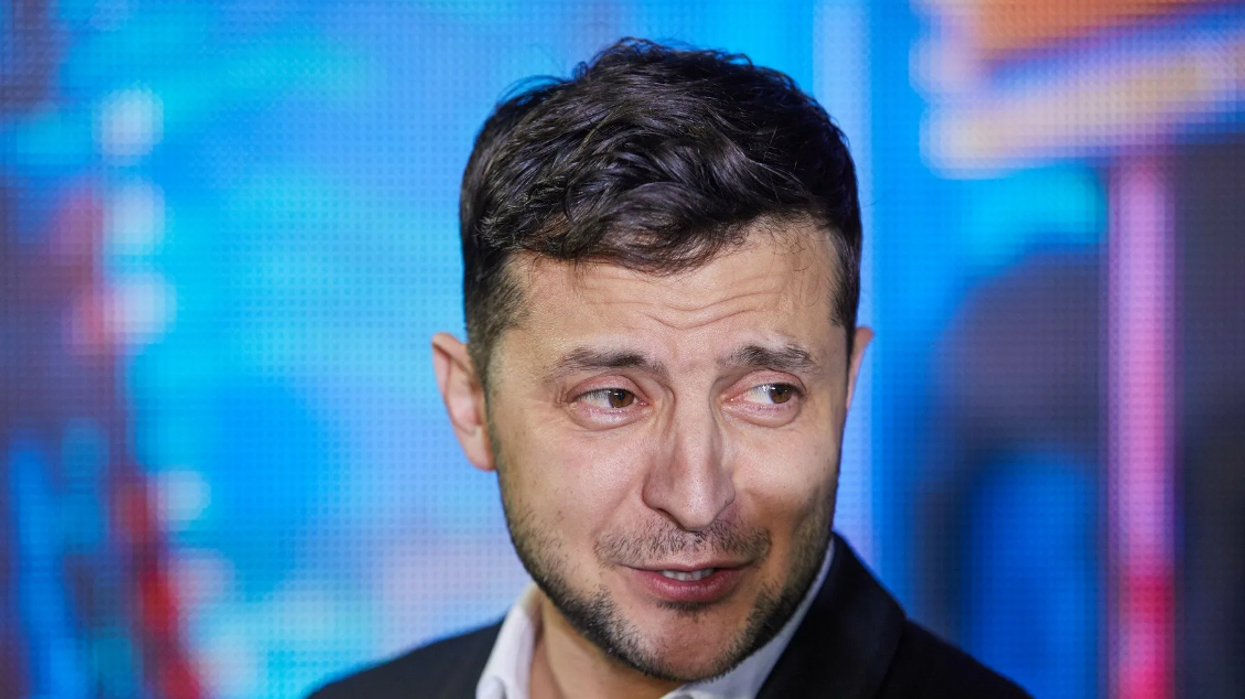 Тришкин кафтан Зеленского: украинский президент третью неделю не признает сдачу Соледара