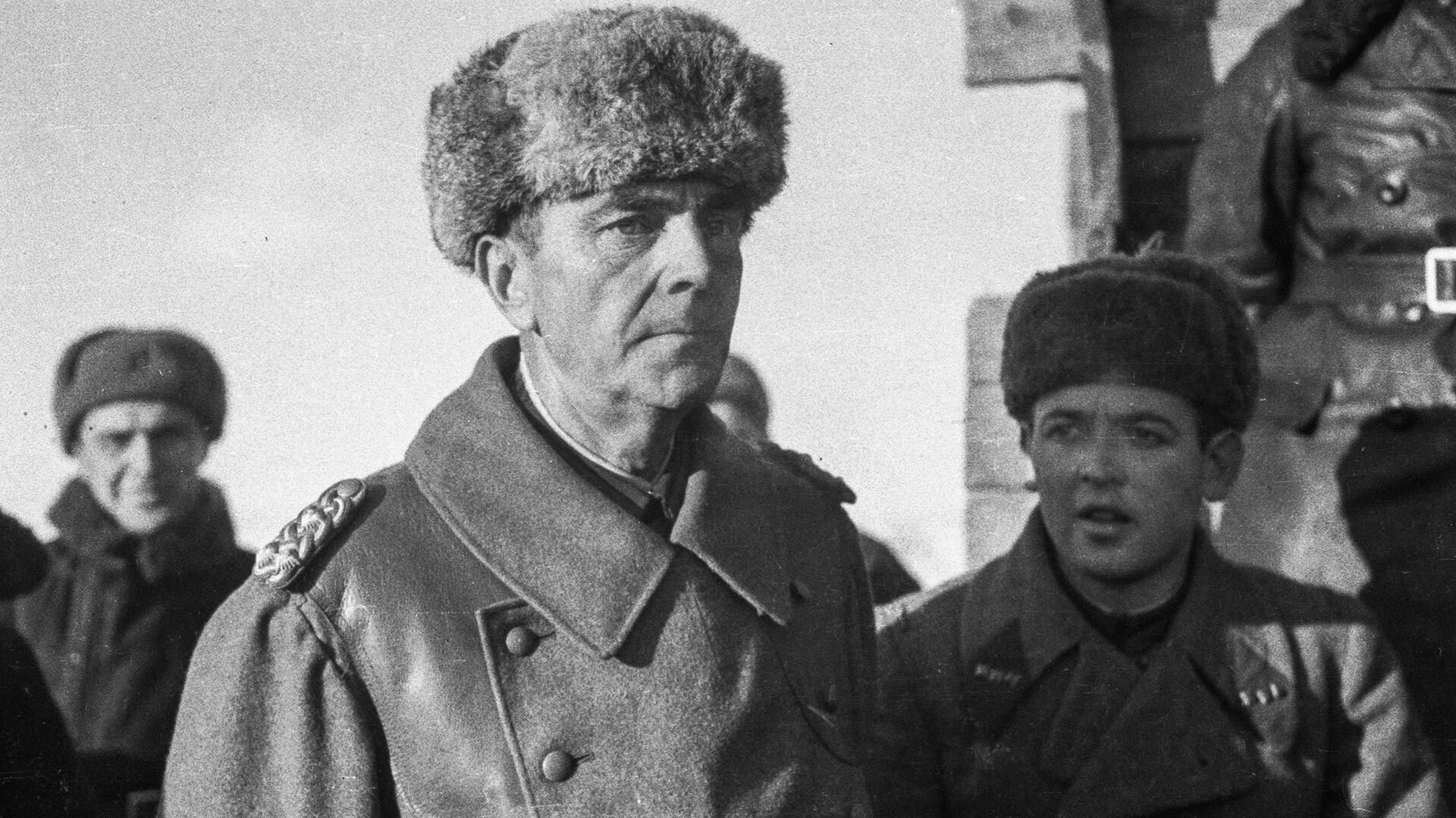 31 января 1943 года фельдмаршал Паулюс сдался в Сталинграде