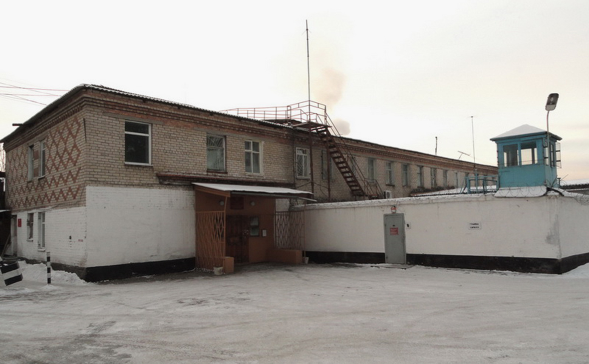 В Забайкалье задержали начальника ИК-1 по делу о получении взятки