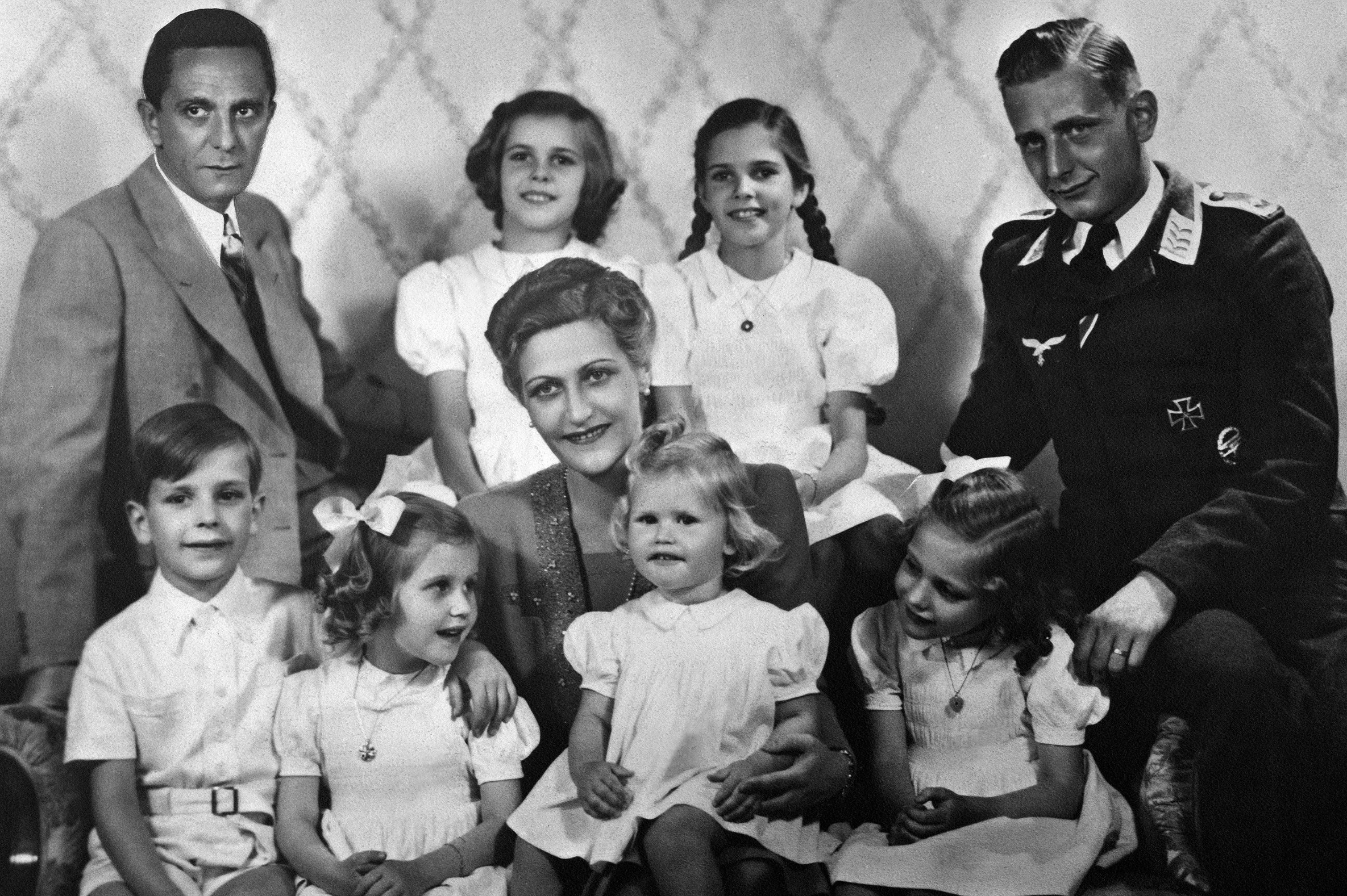 Зло имеет лицо: главные военные преступники Третьего Рейха, возомнившие себя богами