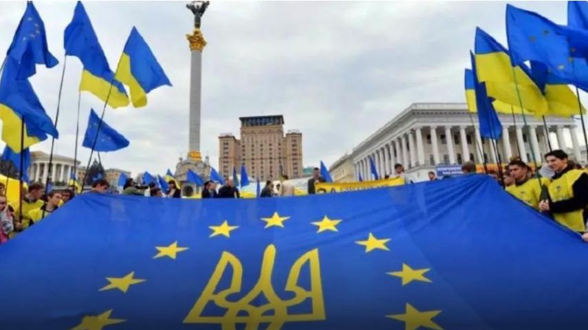 ЕС проведет саммит, чтобы Украина отстала