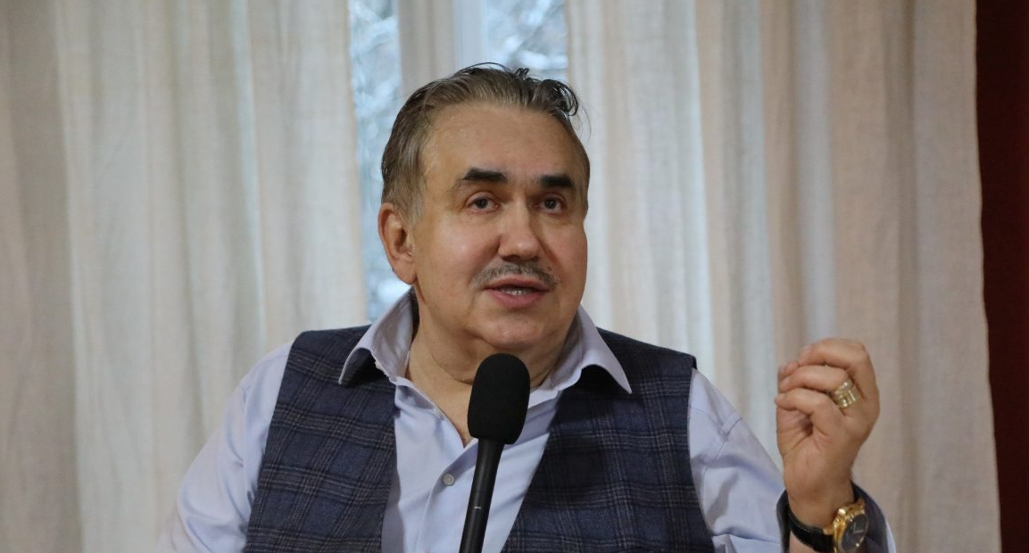 Садальский заявил, что заменить Чурикову Васильевой в Театре «Ленкома» невозможно
