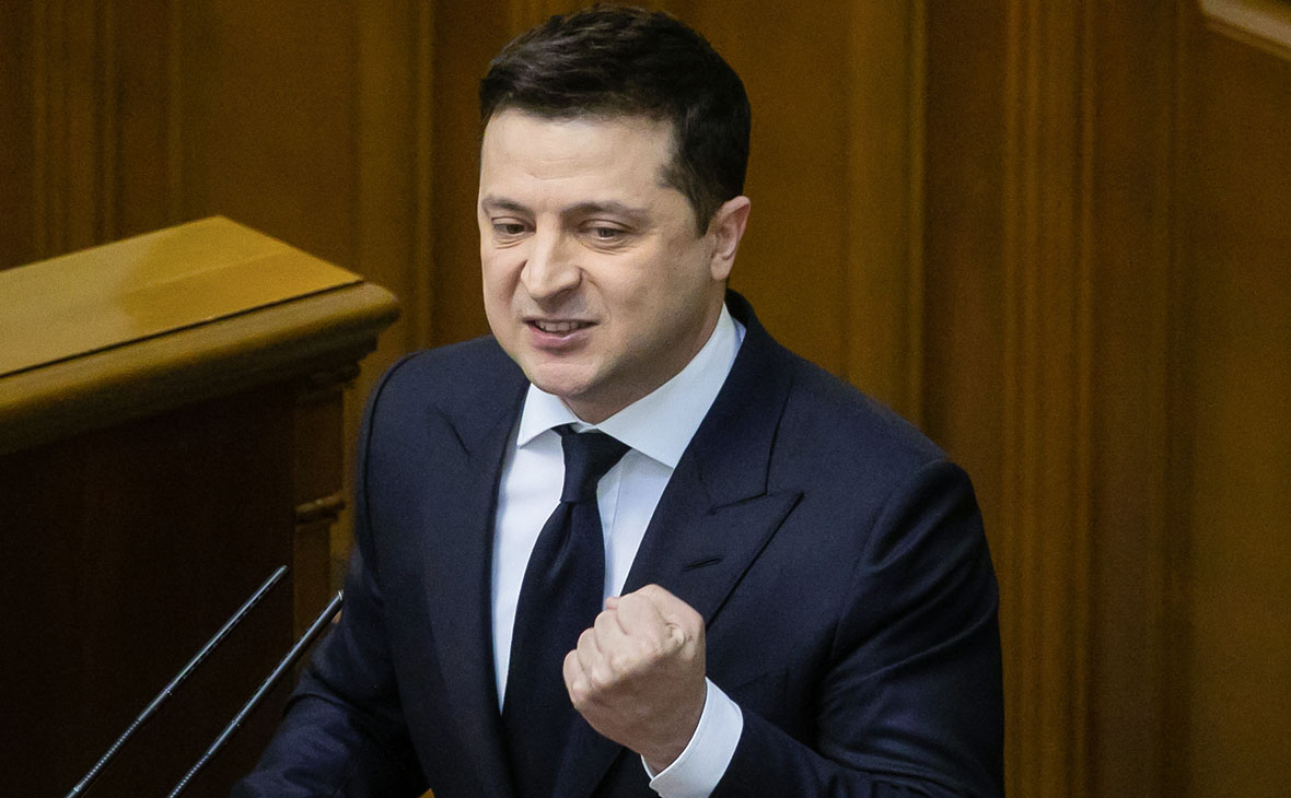 Президент Украины снова выпрашивает самолеты, на этот раз в придачу с западными экипажами