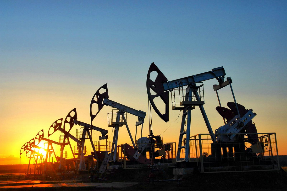 Новак: Россия в марте сократит добычу нефти на 500 тыс баррелей в сутки