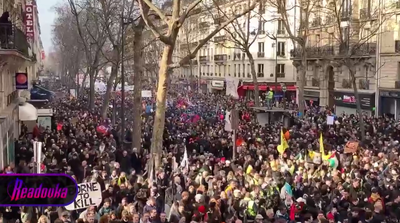 Во Франции продолжаются масштабные протесты против пенсионной реформы