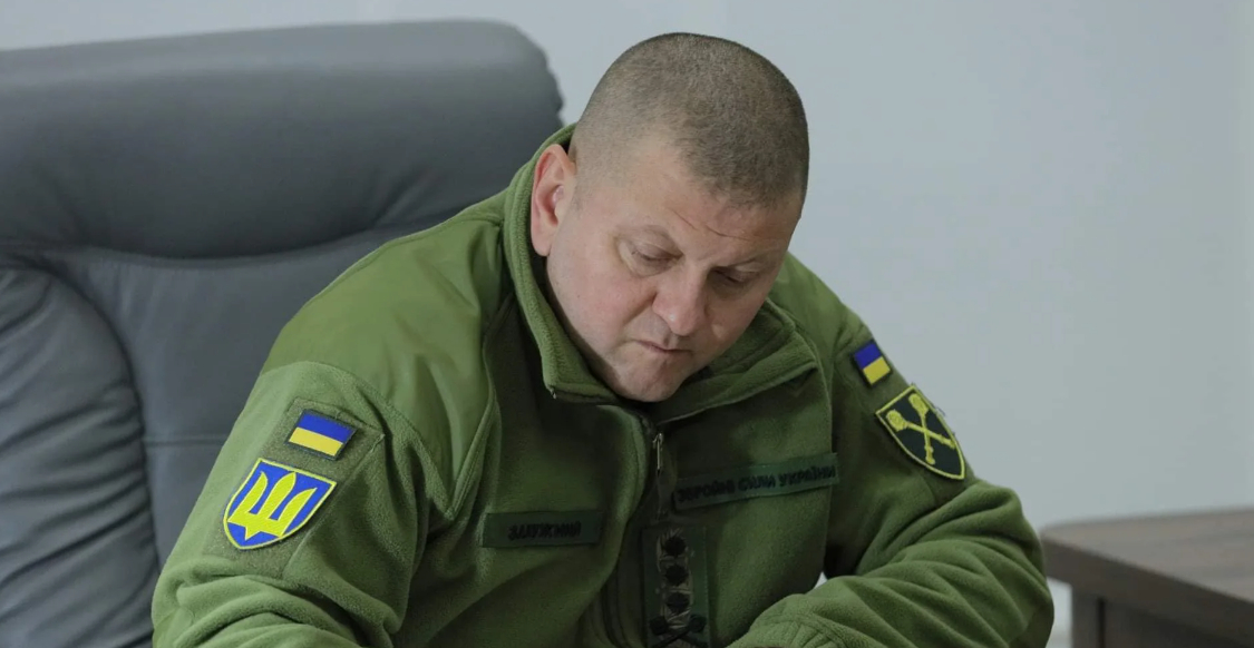 Валерий Залужный подтвердил использование российской армией надводных дронов