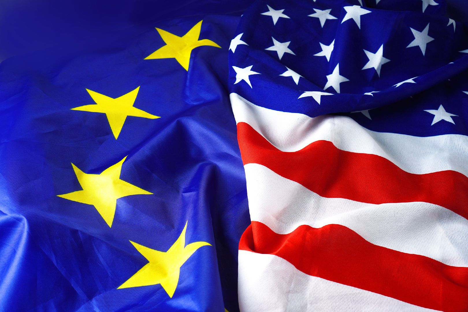 Евросоюз поддержит конкурентоспособность с США регуляторными послаблениями