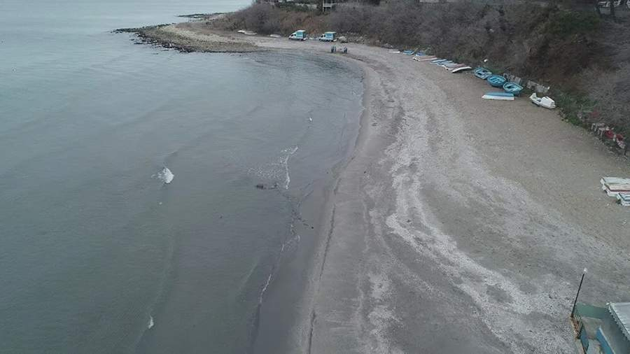 В районе Стамбула на 15 метров от берега отступило море