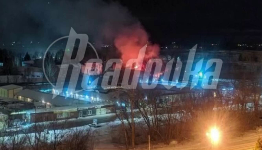 В Коломне горит заправочно-топливная станция