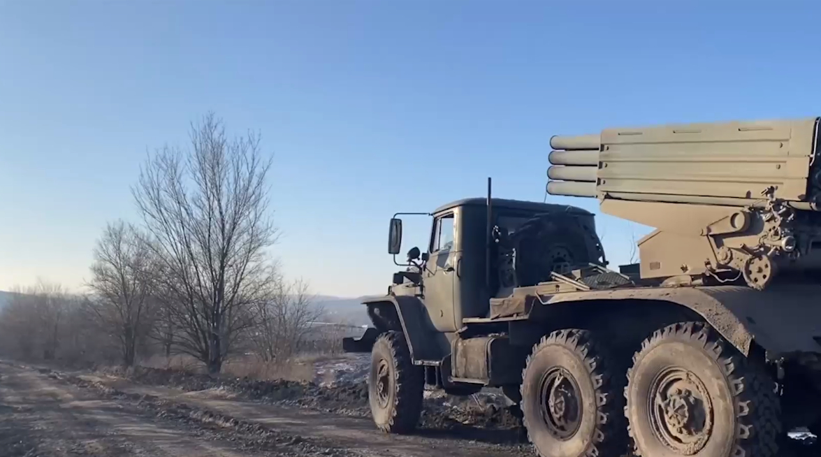 В ЛНР украинские войска беспорядочно отступили от занимаемых ранее рубежей