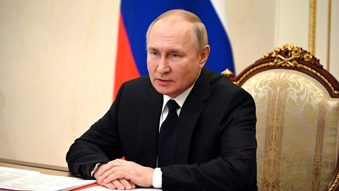 Путин: власти рассматривают вопрос о поддержке семей тех, кто участвует в СВО через ЧВК