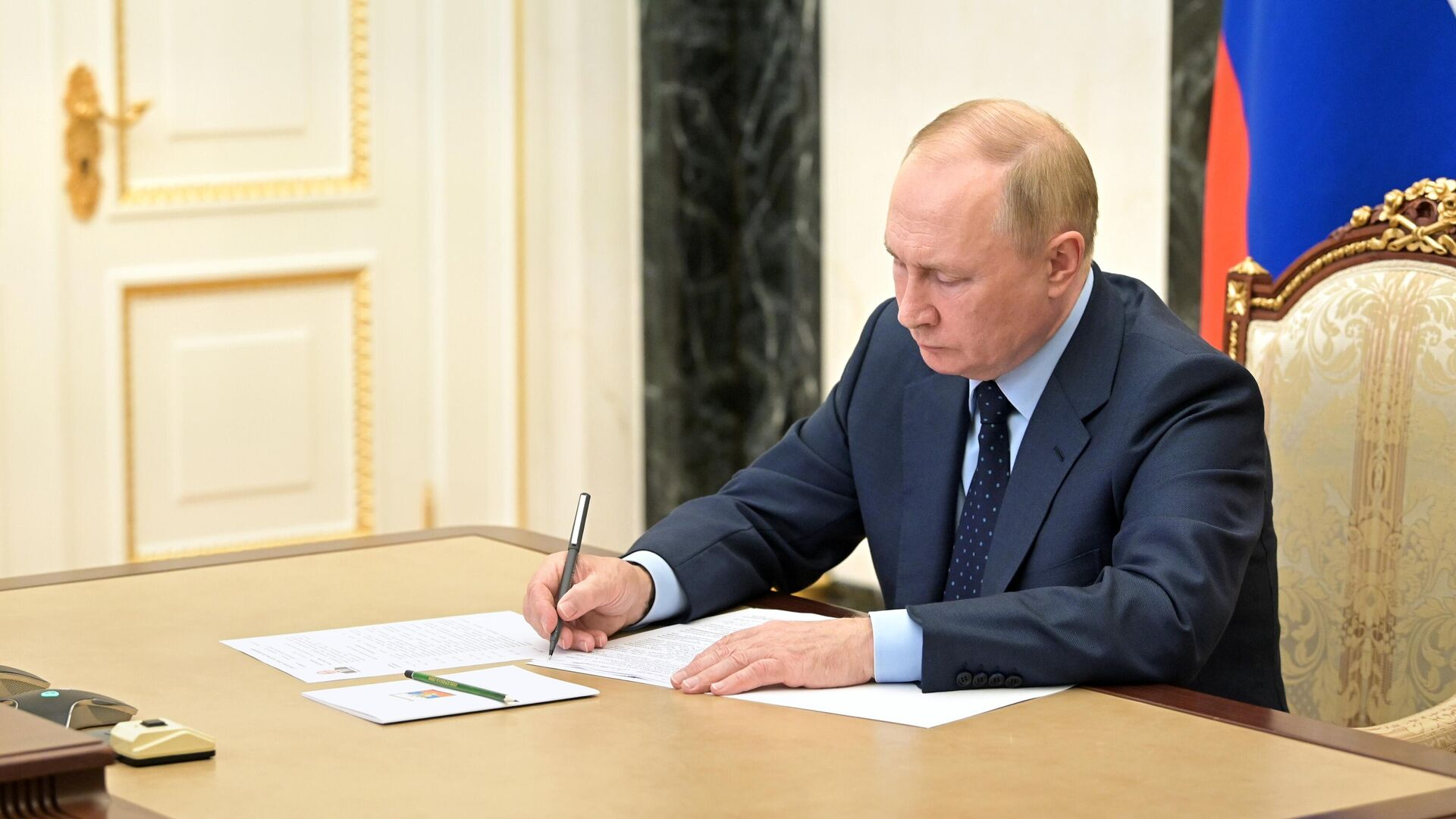 Путин подписал закон о штрафах за отсутствие анализа аудитории сайтов