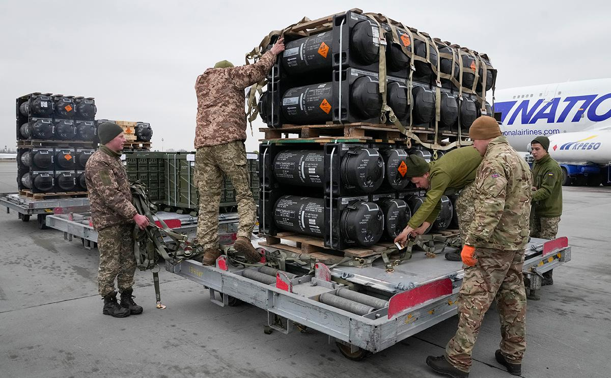 СВР: ВС РФ уничтожили большую часть техники, поставленной Украине Западом