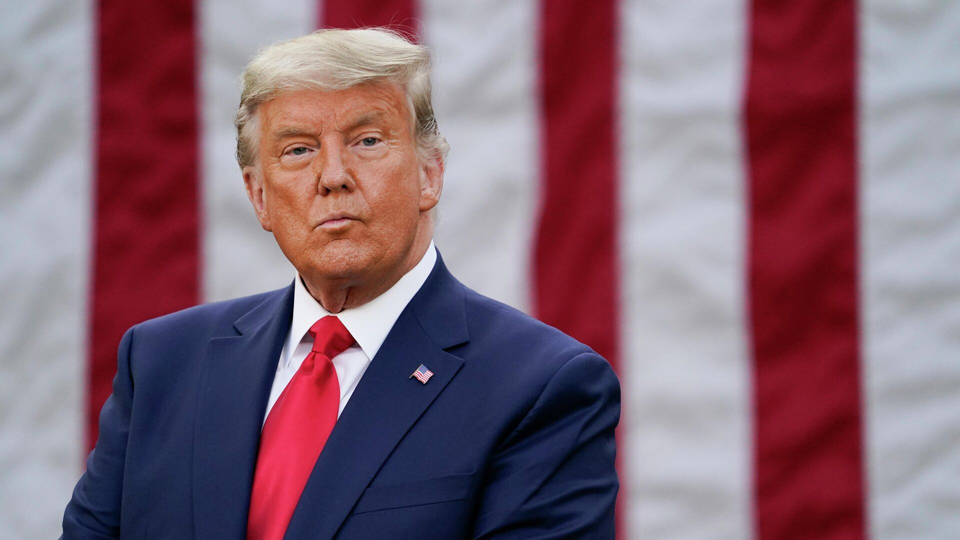 Трамп: в случае избрания меня президентом США, я сразу же позвонит Путину и Зеленскому