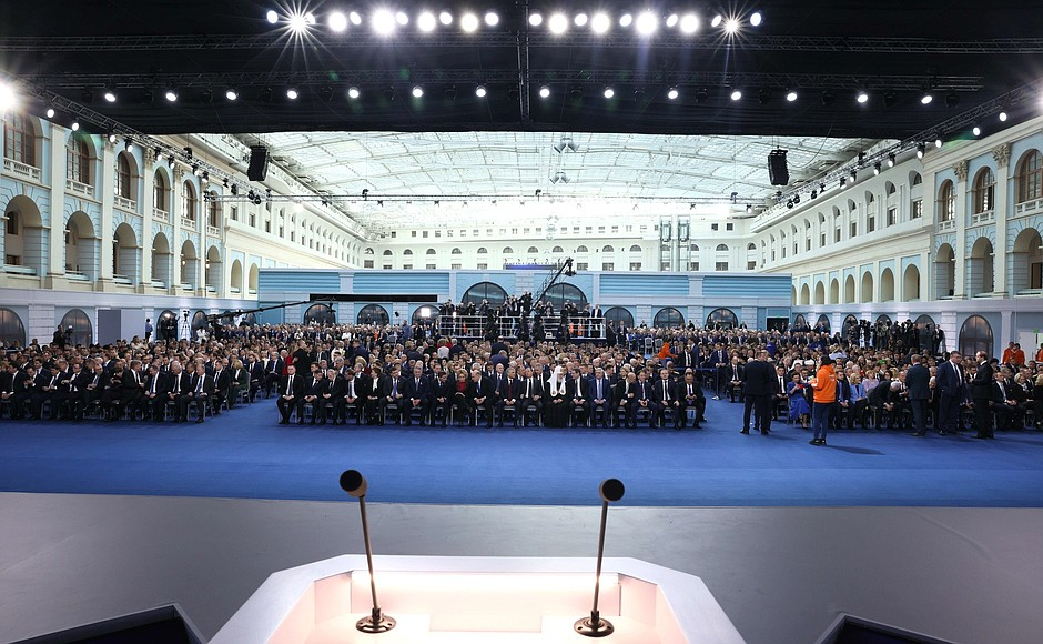 Путин: «Запад использует Украину как таран против России, как полигон»