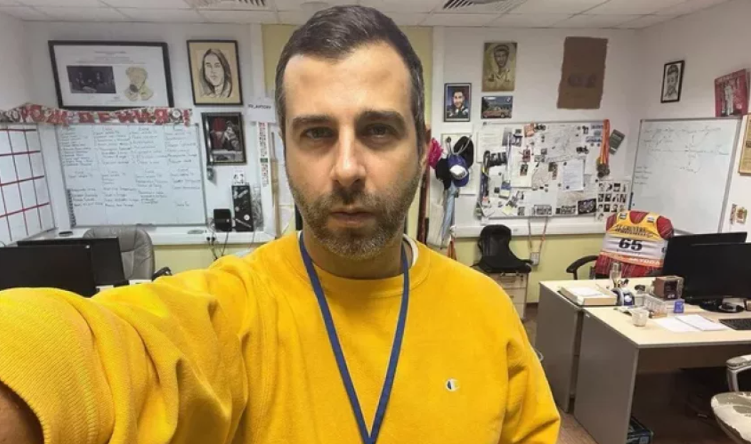 В Сети осудили телеведущего Ивана Урганта за образ в цветах флага Украины