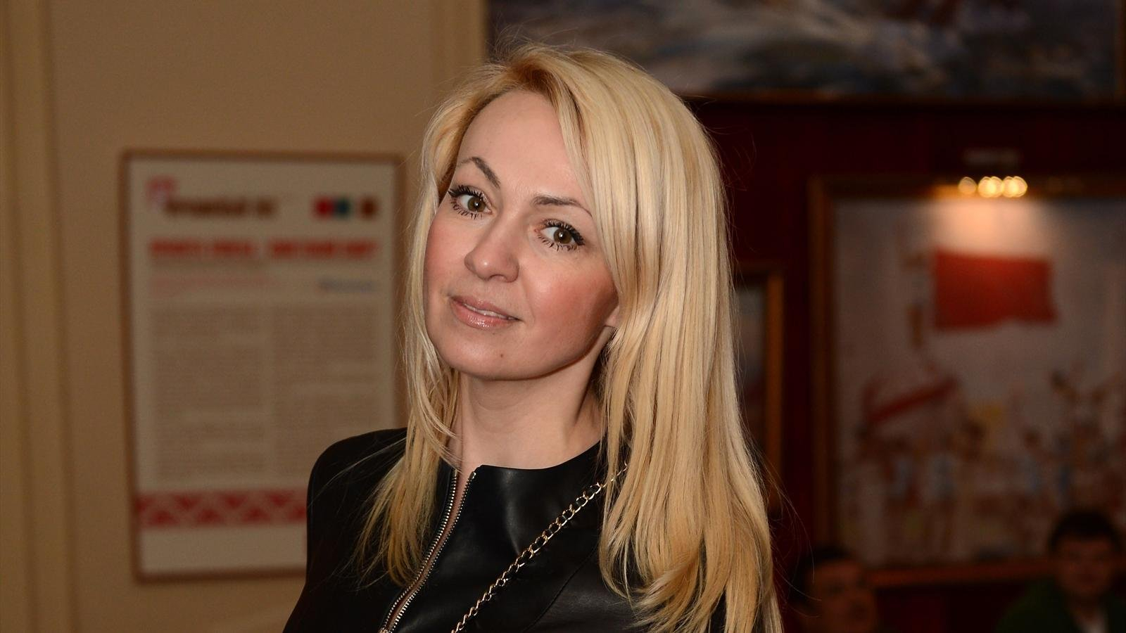 Яна Рудковская ответила на критику жюри в шоу «Маска»