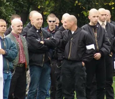 ЧВК «Редан»: история развития субкультур — от скинхедов до массовых сходок школьников в ТЦ