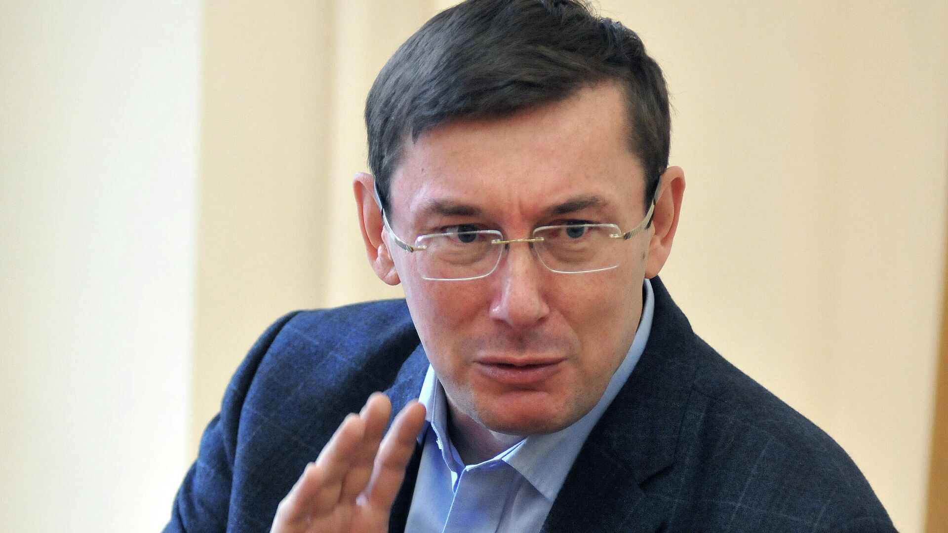 Экс-генпрокурор Украины Луценко получил приказ выйти из Артемовска 