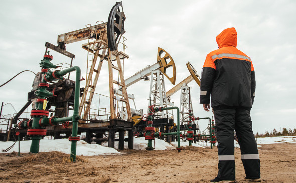 Россию ждет снижение добычи нефти в 2023 году