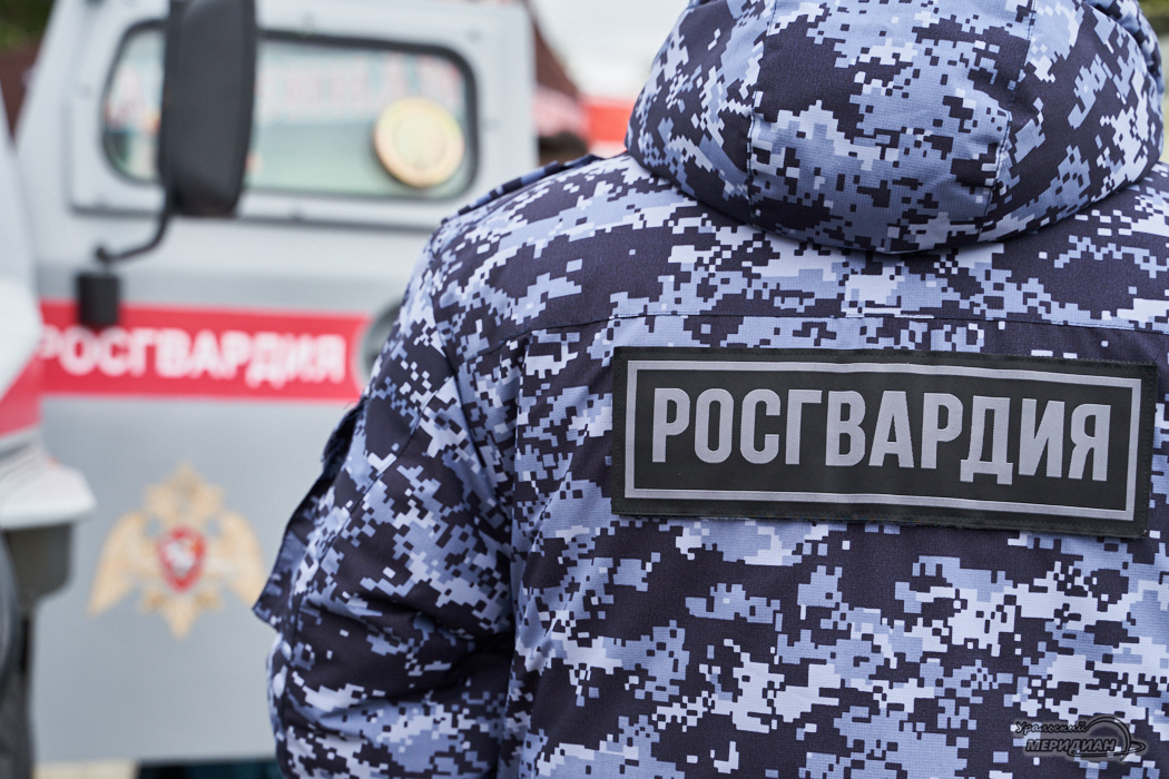 Росгвардия опубликовала кадры задержания стрелка из Вятских Полян