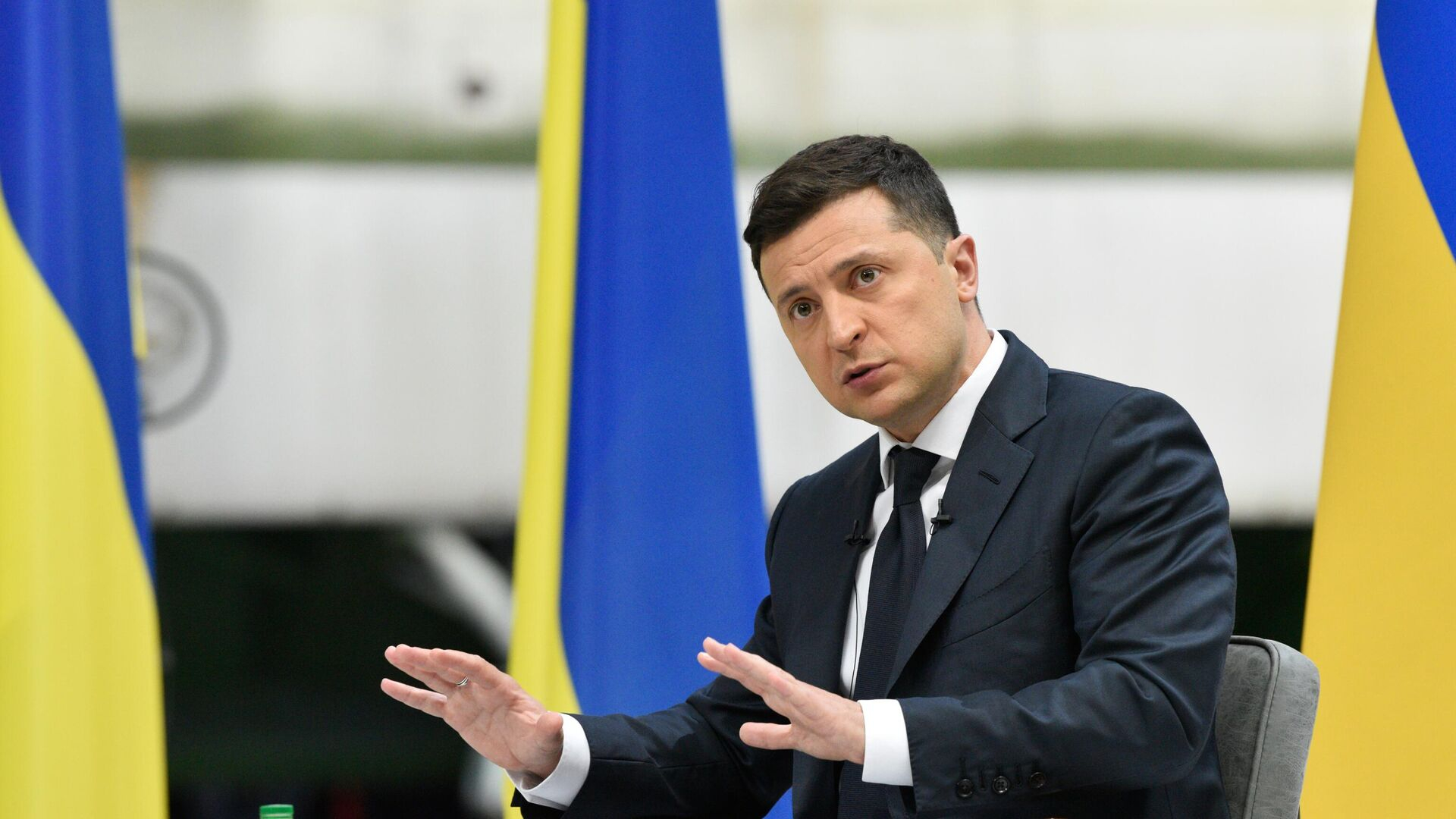 Зеленский отвлекает украинцев от проблем, рассказывая про трибунал для России