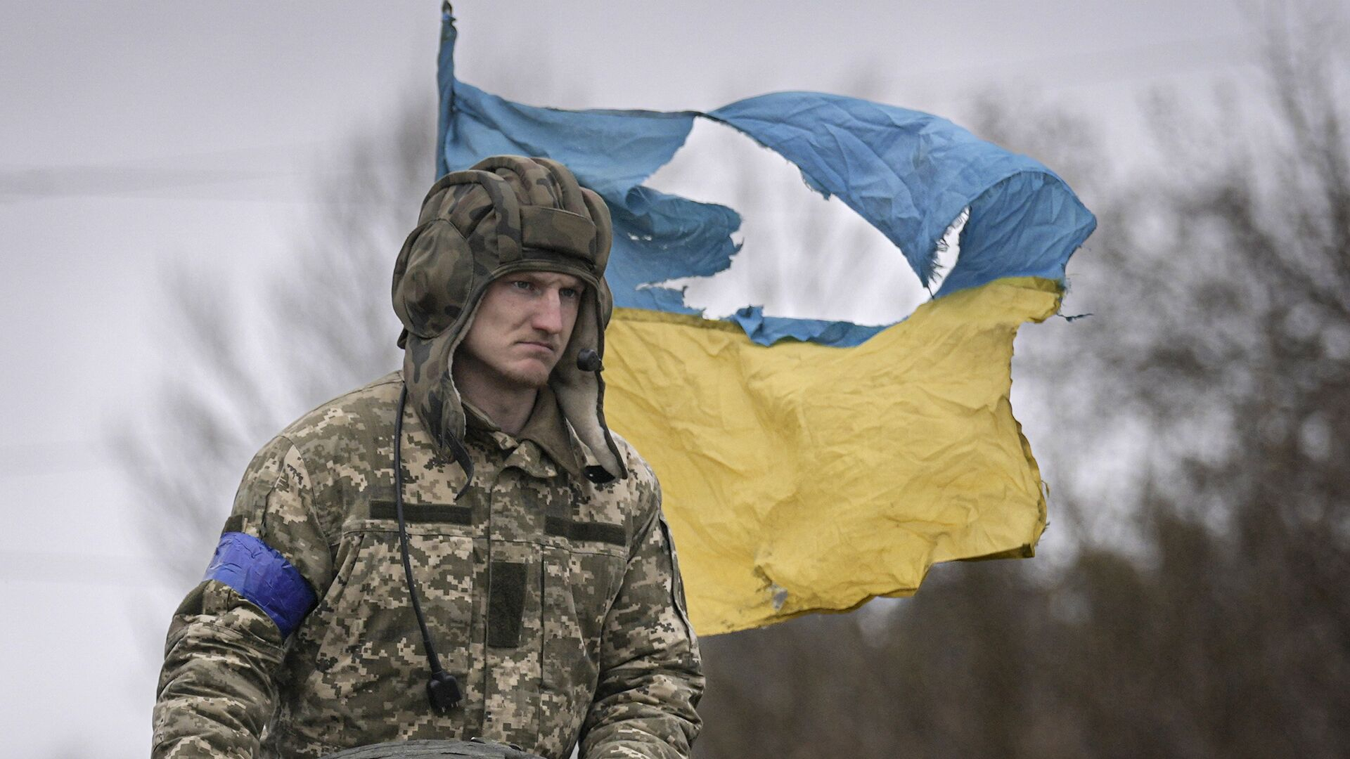 Украинские боевики тратят тысячи снарядов в день в попытках удержать Артемовск