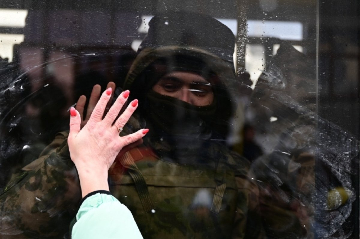 Военные, призванные в рамках частичной мобилизации, отправились в свои первые отпуска