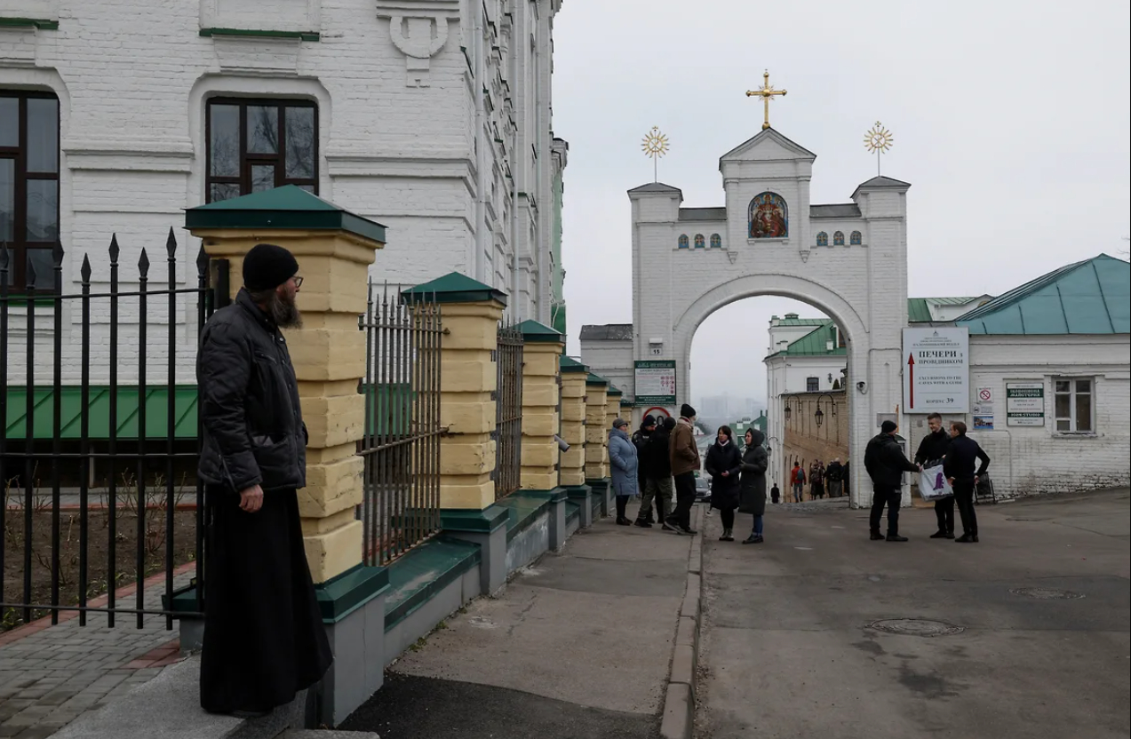 В Киево-Печерской лавре закроют доступ к мощам для сохранности «культурных ценностей»