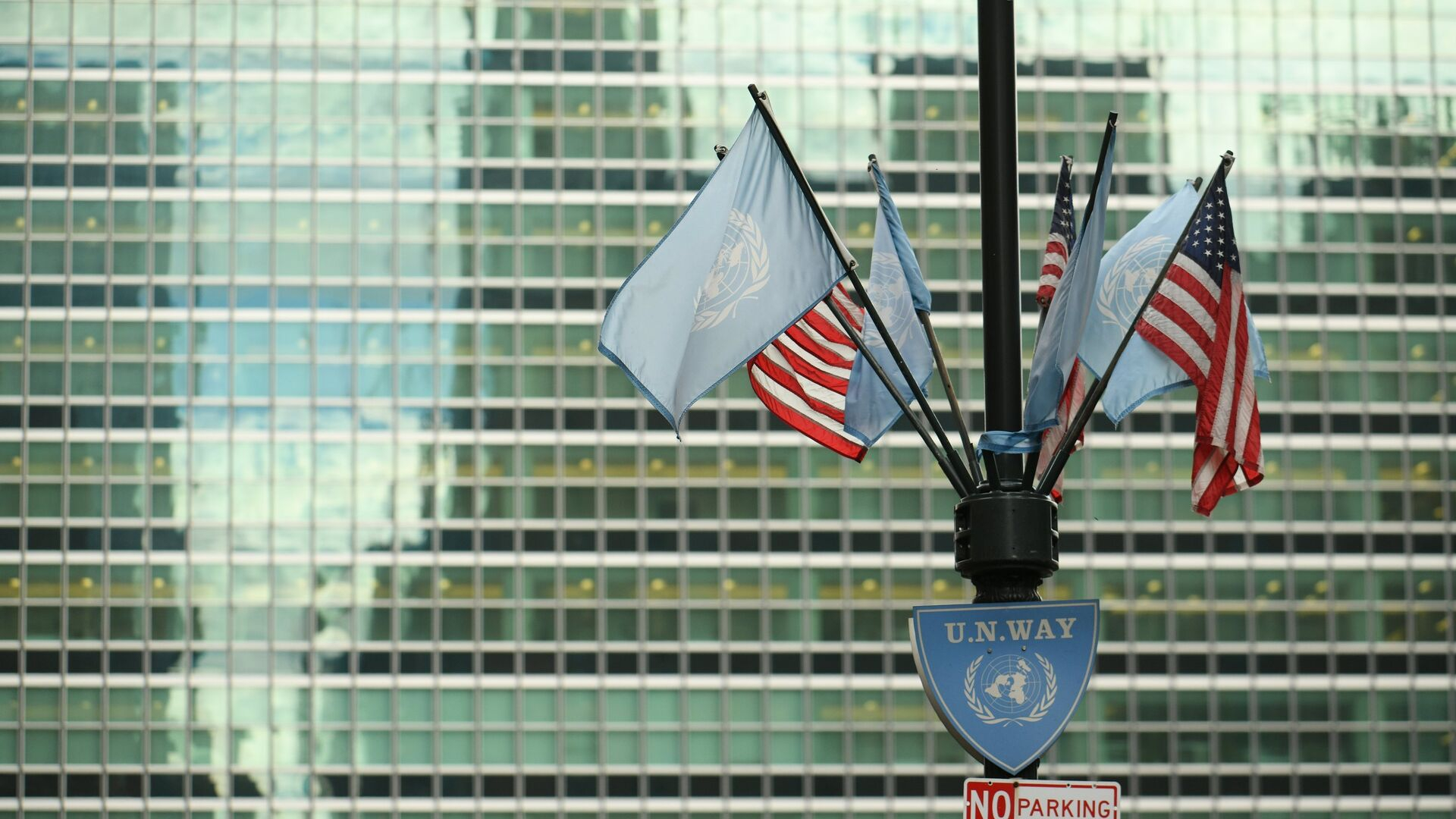 США ввели новые ограничения для российских дипломатов