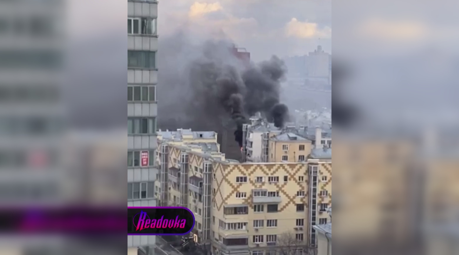В центре Москвы загорелась квартира в доме на Шмитовском проезде