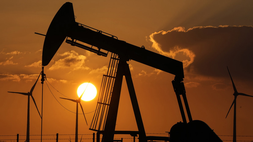 Поставки нефти из РФ в Индию выросли в 22 раза в 2022 году