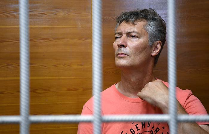 Дело экс-мэра Ройзмана о дискредитации ВС России передано в суд