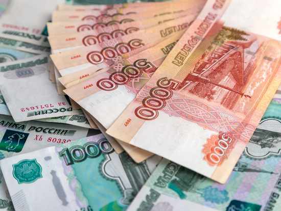 Дефицит федерального бюджета РФ по состоянию на 28 марта превысил отметку 4 трлн рублей