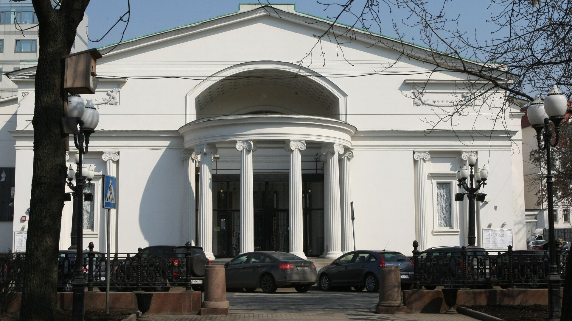 В театре «Современник» в третий раз опровергли увольнение Лии Ахеджаковой
