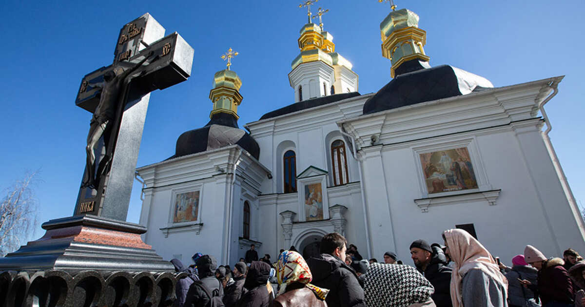 Cкандал в Хмельницком с дракой в храме УПЦ «неожиданно» обернулся отбором земли