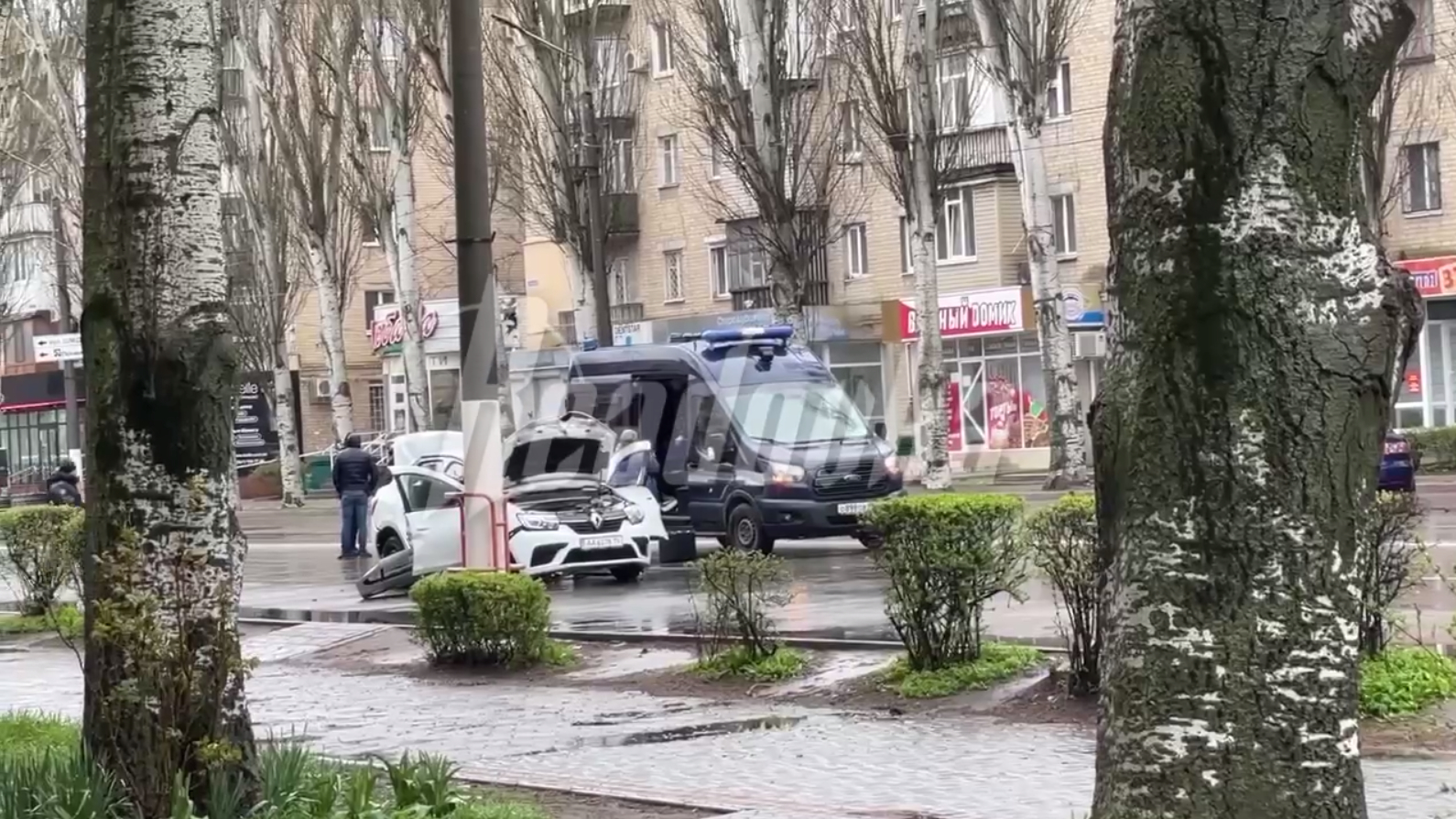 Рядом с местом происшествия в Мелитополе находится детский сад и школа