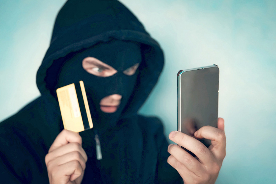 В Новосибирске телефонные мошенники похитили у мужчины 43 млн рублей