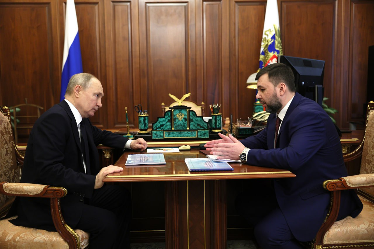Владимир Путин встретился с главами новых регионов РФ