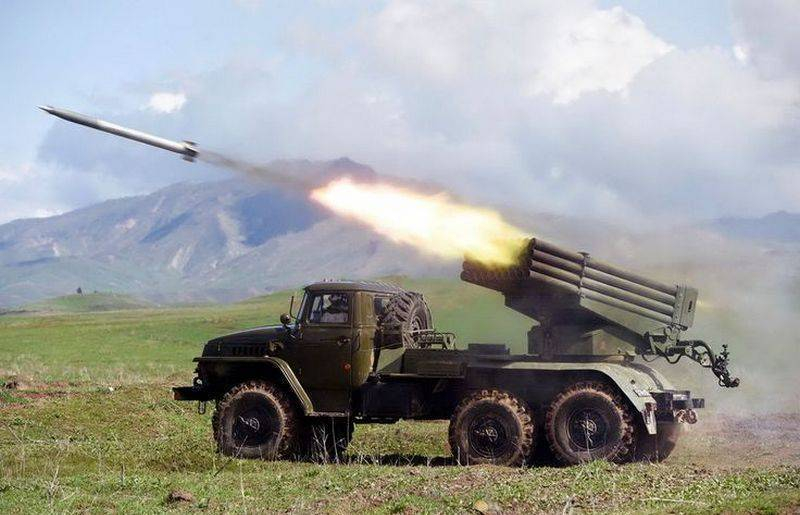 Минобороны показало кадры боевой работы расчетов РСЗО «Град-М»