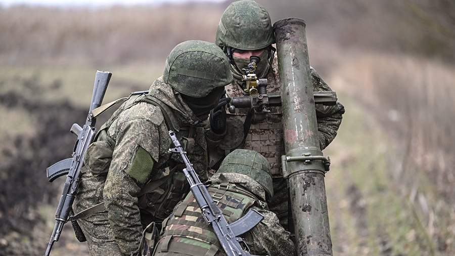 На Донецком направлении ВС РФ уничтожили склад боеприпасов, опорный пункт и блиндаж ВСУ