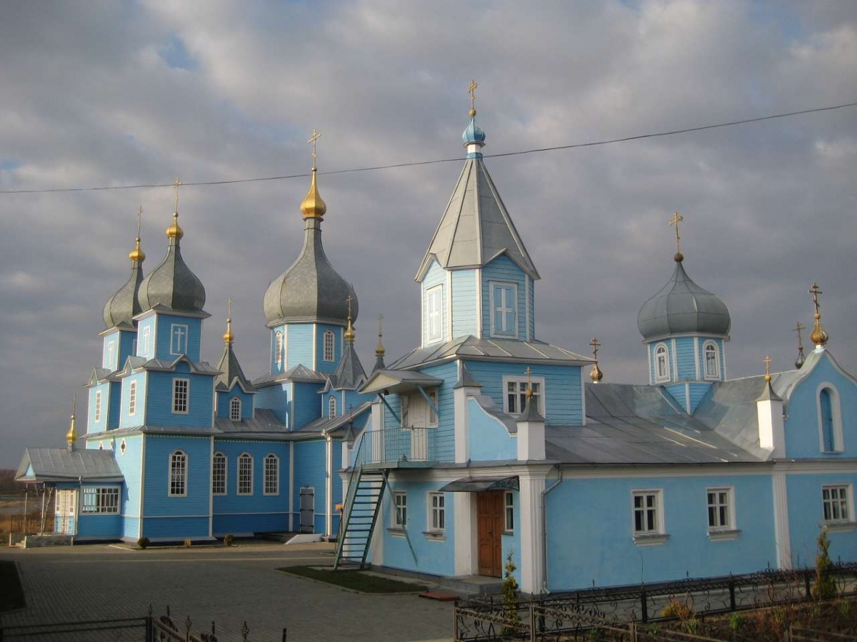 Власти Ровенской области Украины запретили деятельность канонической УПЦ в регионе