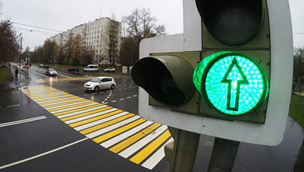 В Казани Следственный комитет возбудил дело после падения светофора на мужчину