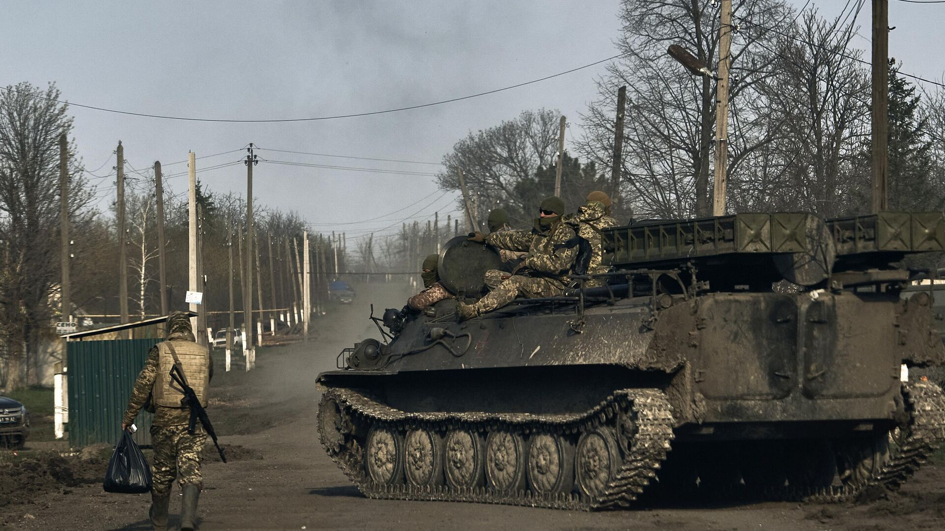 Newsweek: ВСУ развернули на Артемовском направлении до 30,5 тысячи военных