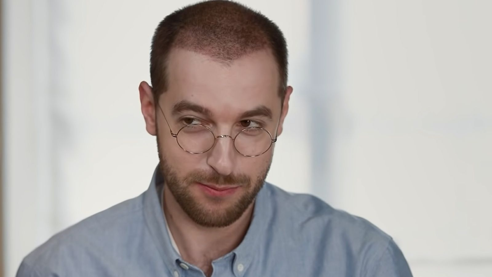 Андрей Бебуришвили высмеял победителя 1-го сезона музыкального шоу «Маска» Анатолия Цоя