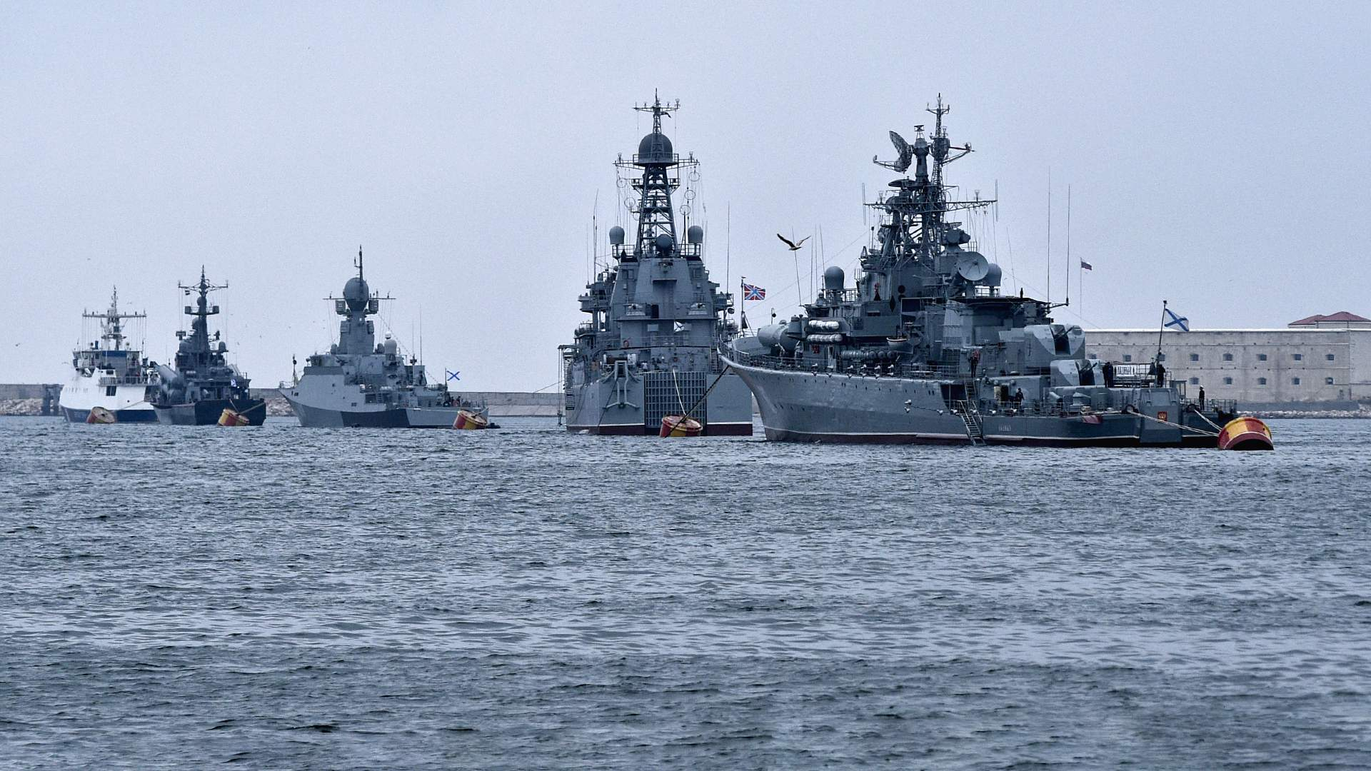 Экипаж подлодки «Старый Оскол» в Черном море отработал нанесение ракетных ударов
